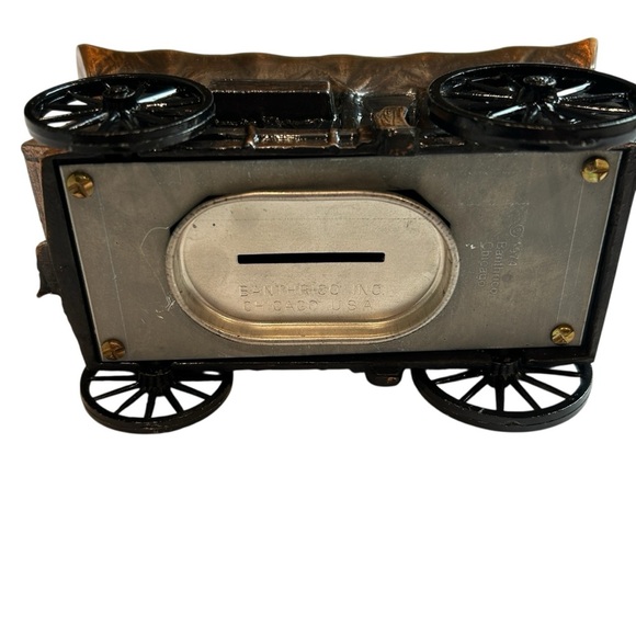Vintage 1974 Covered Wagon Piggy Bank – Western Americana Coin Bank, Rustic - Picture 5 of 11
